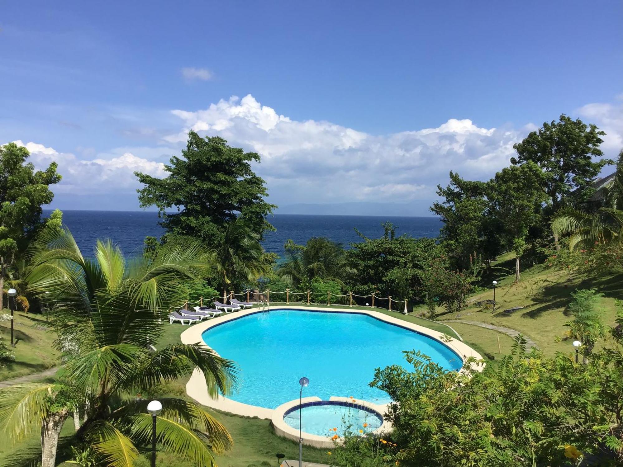 Cuestas Beach Resort And Restaurant Badian Exterior photo
