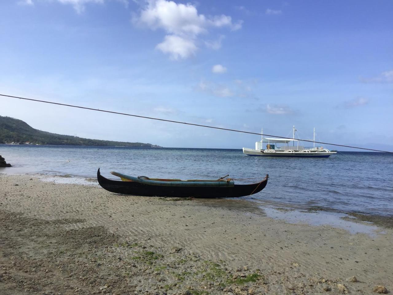 Cuestas Beach Resort And Restaurant Badian Exterior photo