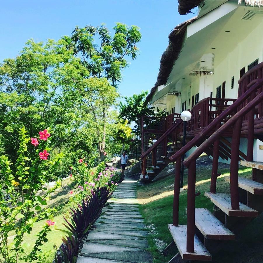 Cuestas Beach Resort And Restaurant Badian Exterior photo