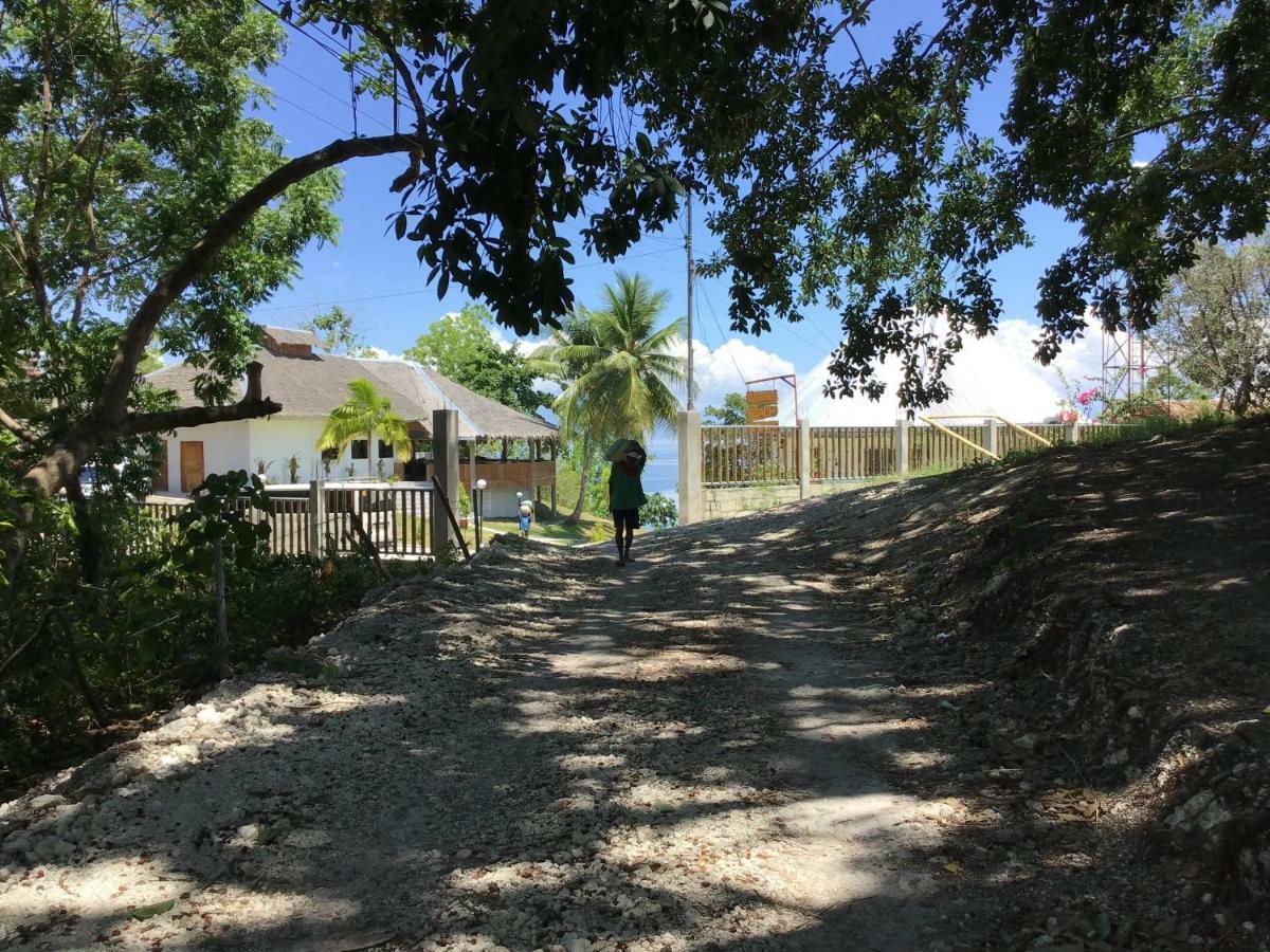 Cuestas Beach Resort And Restaurant Badian Exterior photo
